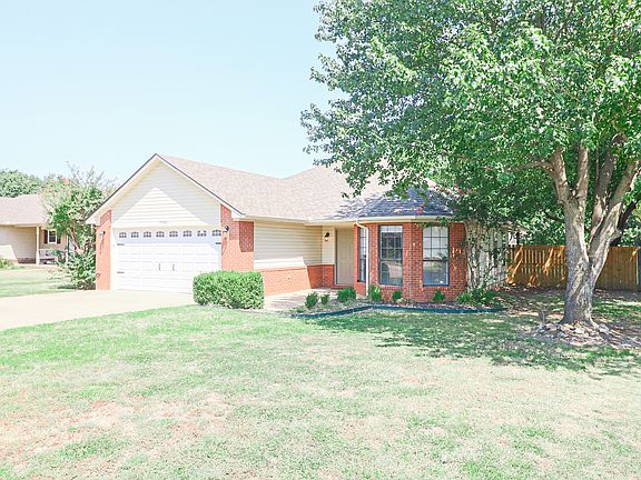2nd image of 2106 Wingate Dr