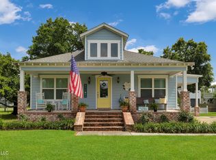 605 Magnolia St, Long Beach, MS 39560