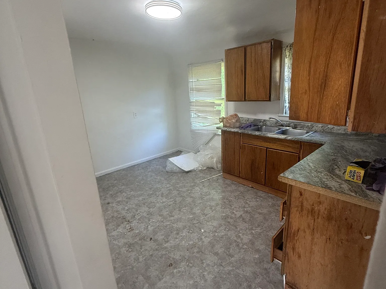 2 bed, 693 sqft, $850 — Photo 4