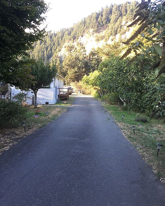 Entrance to property 