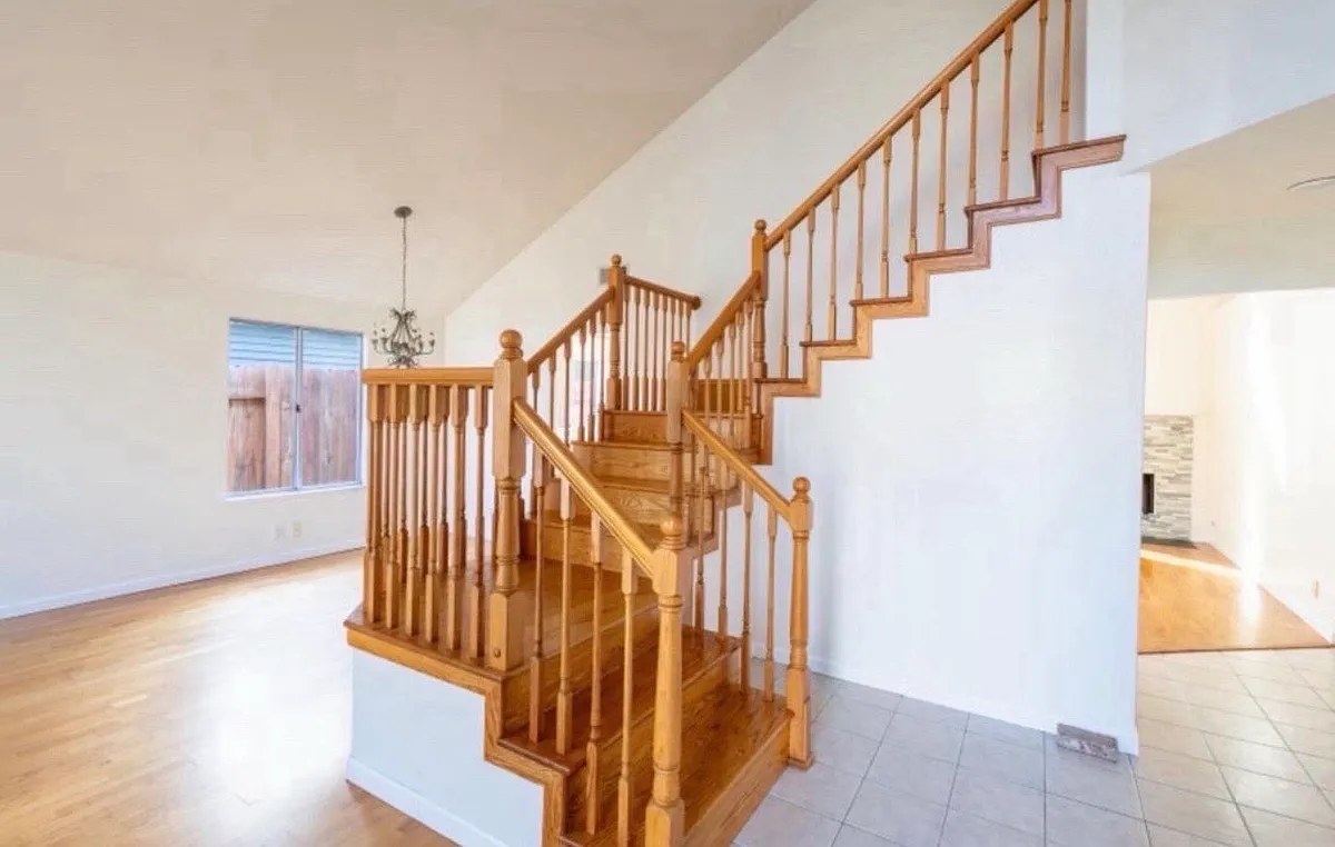 Building Photo - 8247 Derbyshire Cir