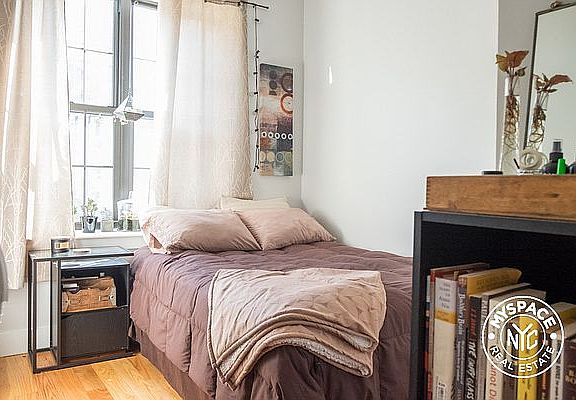 4th image of 1803 Atlantic Ave #3B