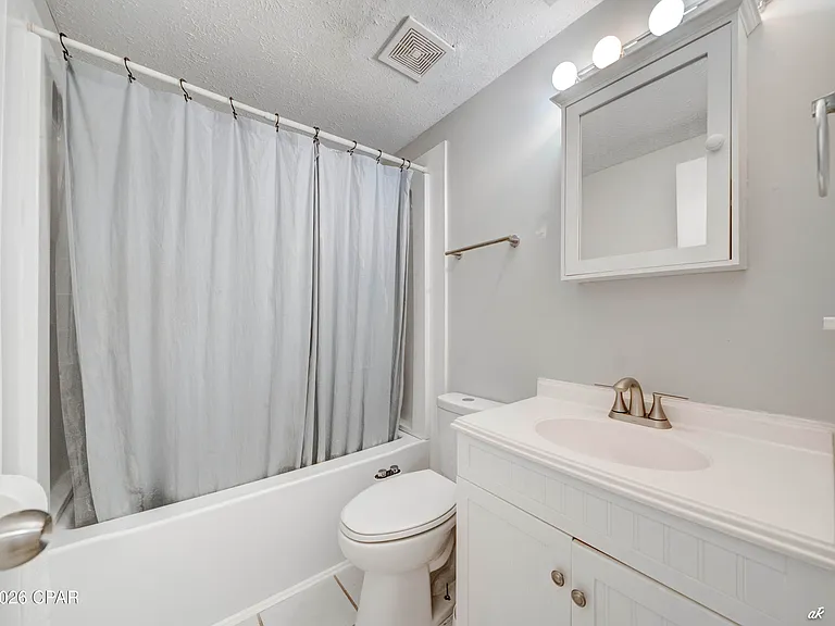 1125 Bradley Cir — Photo 19
