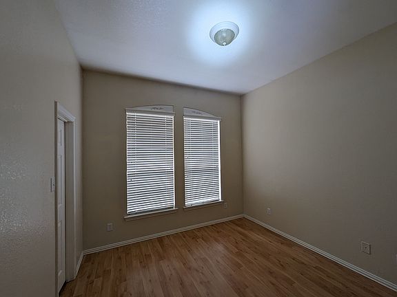 5th image of 9200 Blue Water Dr