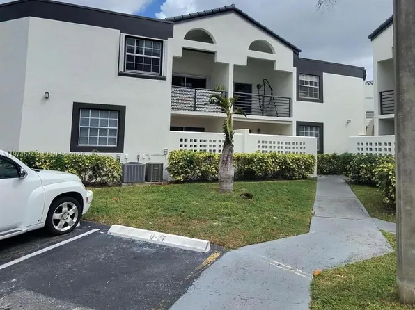 9741 Fontainebleau Blvd, Miami, FL