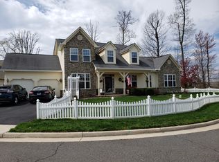 9426 Rosebud Ct, Manassas Park, VA 20111