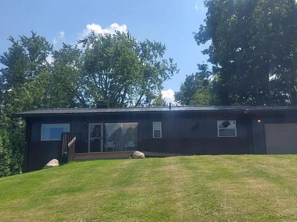 4113 Tipton Woods Dr, Adrian, MI 49221