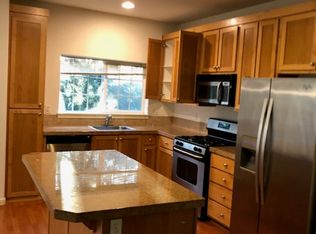 22862 SW Forest Creek Dr #200, Sherwood, OR 97140