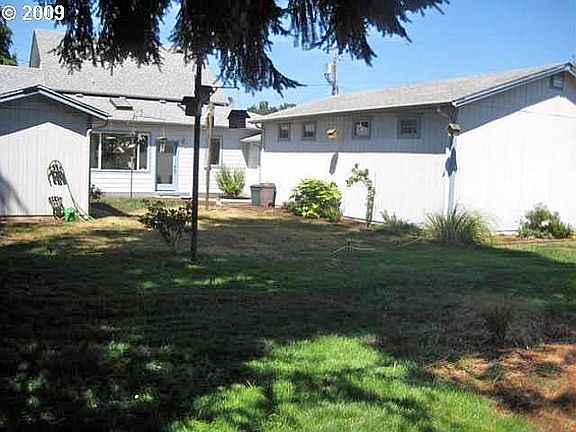 2305 F St., Springfield