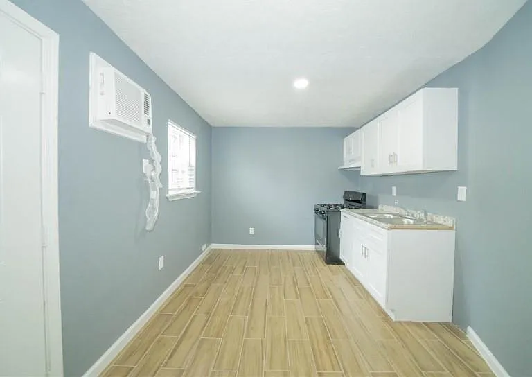 1426 Telephone Rd #1BD — Photo 9