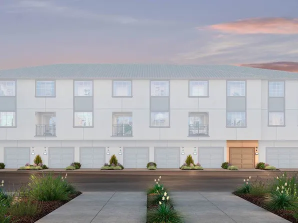 Plan 3 Plan, Hayes at Eastvale Square