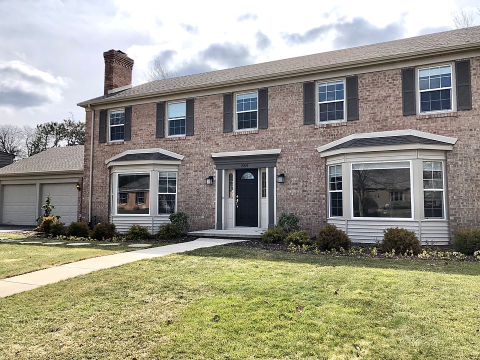 884 Tanglewood Lane
