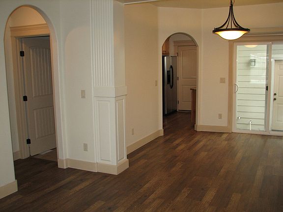 living/dining area