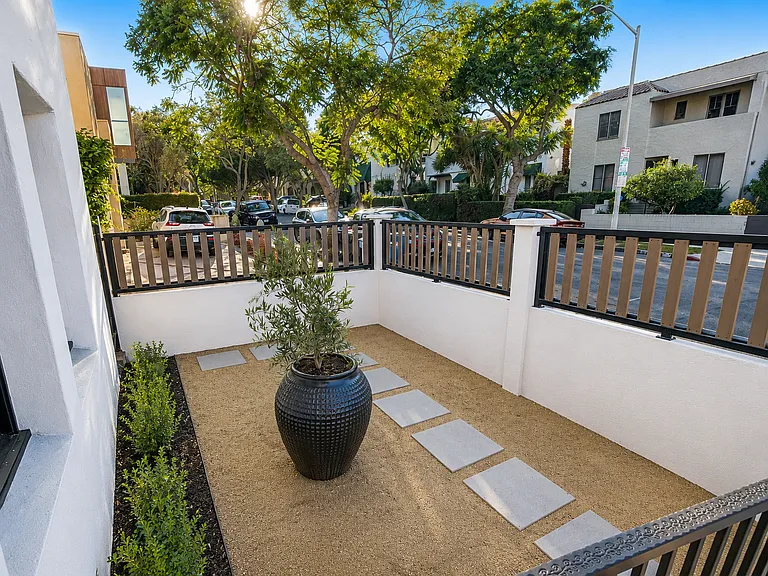 8812 Rangely Ave #2 — Photo 7