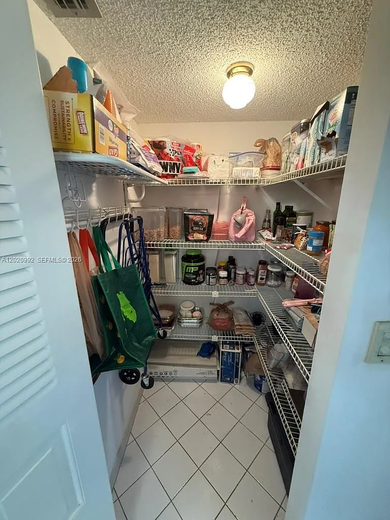 1810 SW 81st Ave — Photo 4