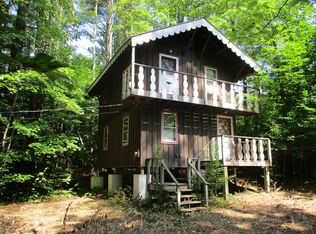 118 Merrill Dr, Newfane, VT 05345