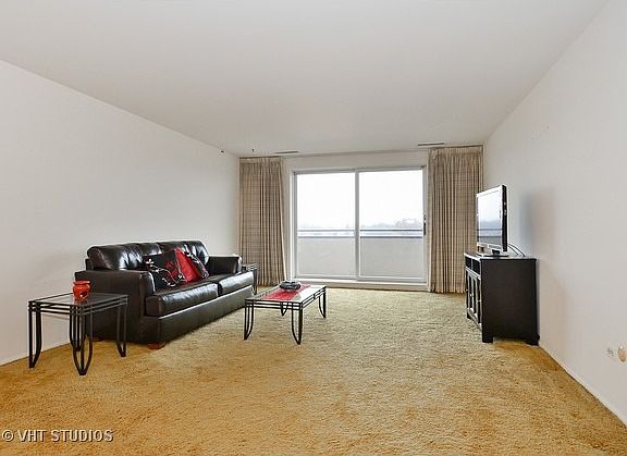 2nd image of 7201 N Lincoln Ave APT 508