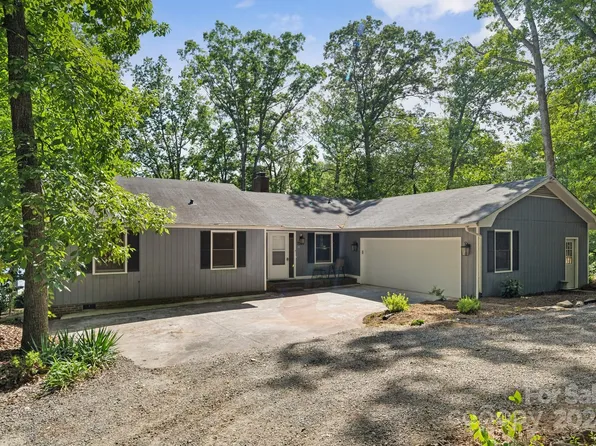 7989 Redbird Ln, Sherrills Ford, NC 28673