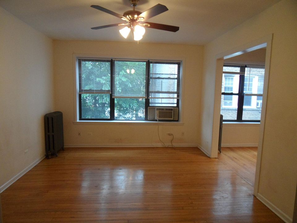 1st image of 6150 N Winthrop Ave APT 229
