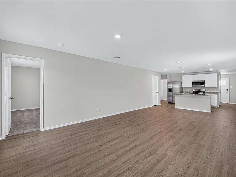 1813 Potomac Ln — Photo 3