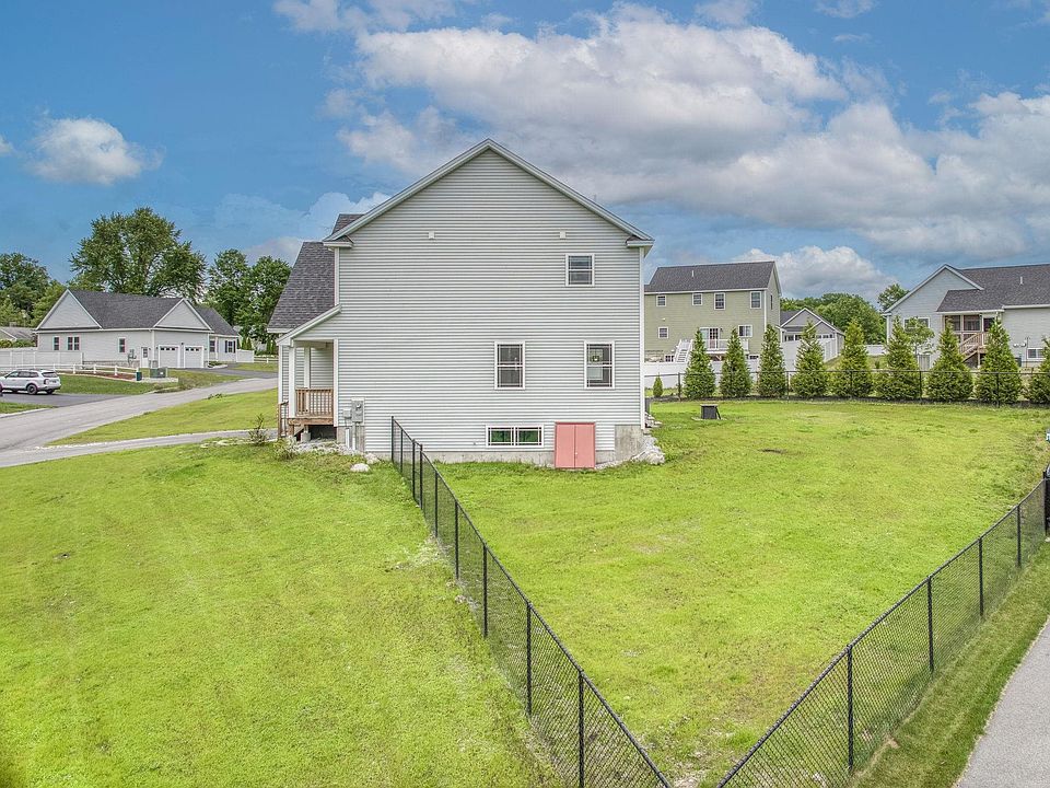 22 Curtis Commons Circle, Milford, NH 03055 | Zillow