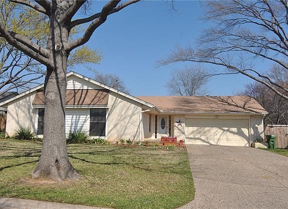 2nd image of 8409 Springbrook Ct