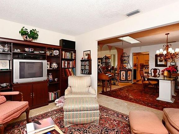 3rd image of 3539 Green View Ct #34