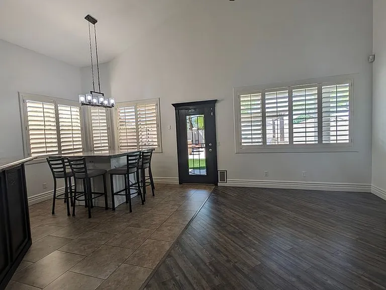 650 W Kent Pl — Photo 23