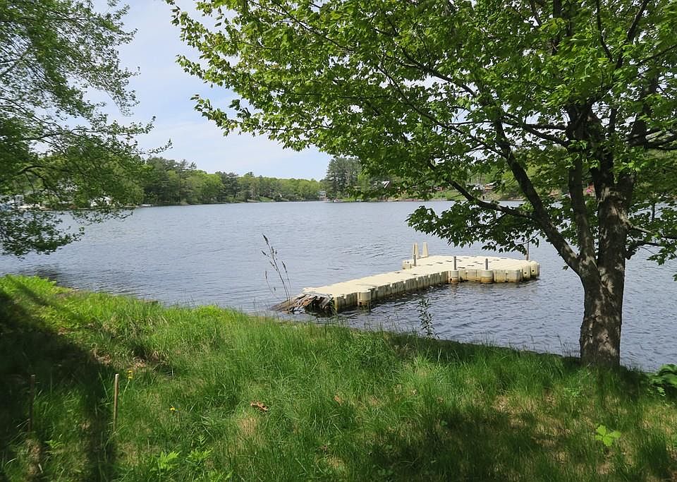 2nd image of 42 Lakeside Ave