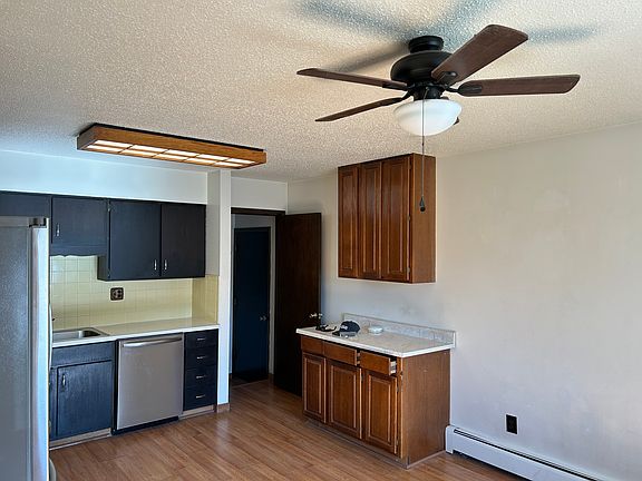 3rd image of 2210 Panorama Dr