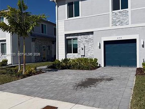 2nd image of 679 SE 13th Street Cir #Townhouse 679