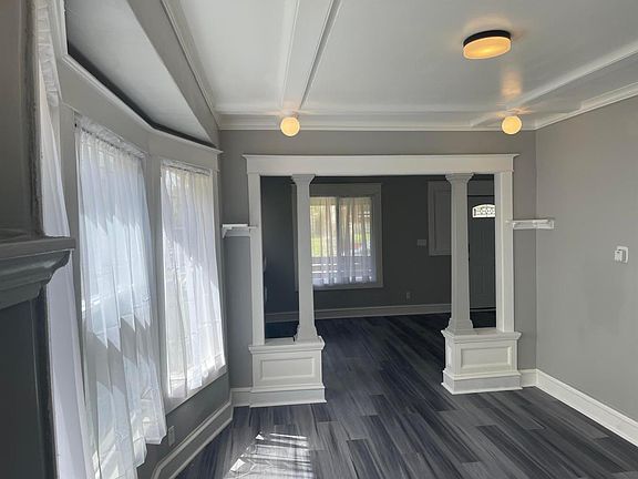 2nd image of 4011 Garfield Ave