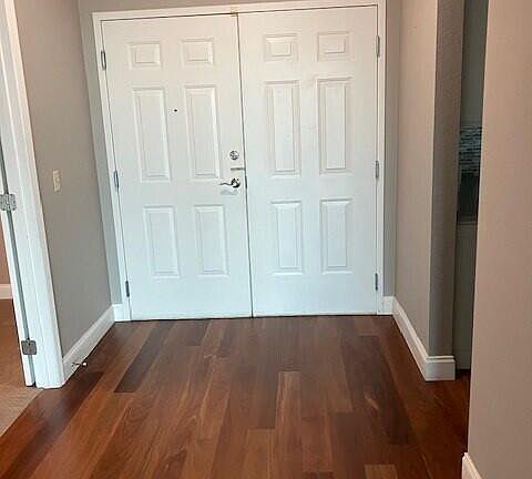3rd image of 2801 S Ridgewood Ave Unit 807