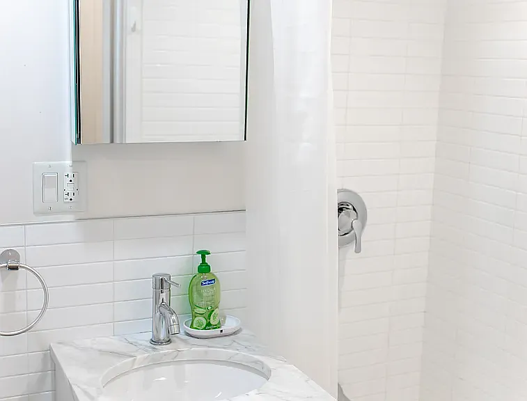 308 W 21st St #B3 — Photo 7