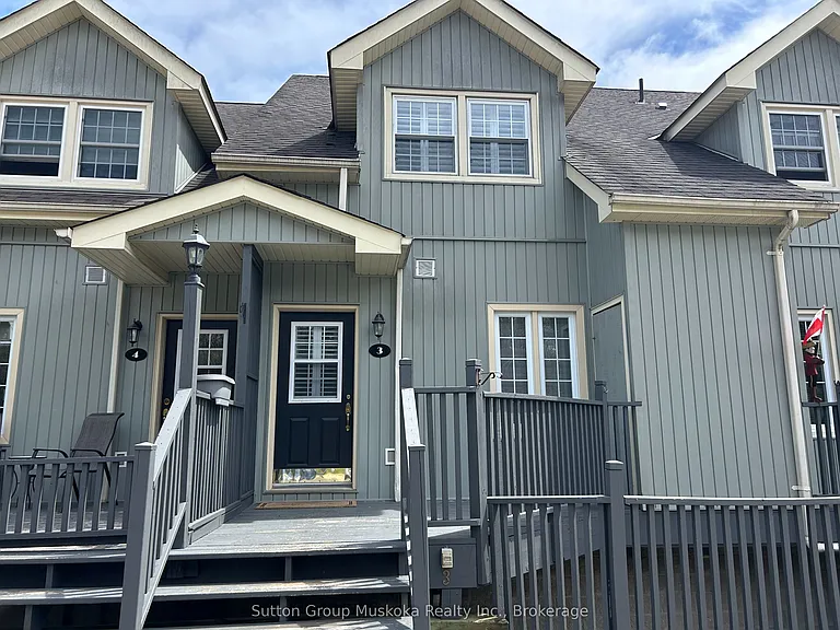 44 King William St #3 — Photo 1