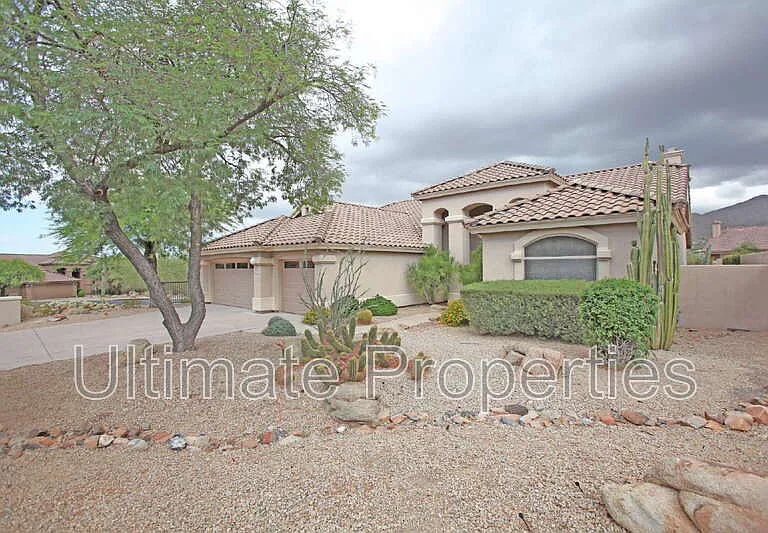 13872 E Kalil Dr — Photo 3