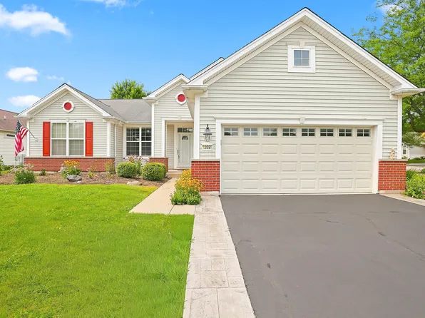 12655 Horseshoe Trl, Huntley, IL 60142