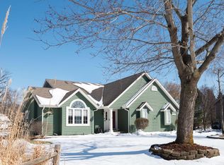 N29W22090 Kathryn COURT, Waukesha, WI 53186