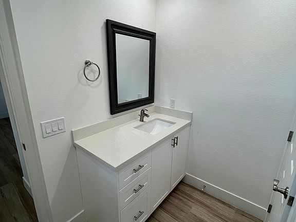 4th image of 79580 Avenue 42 #5