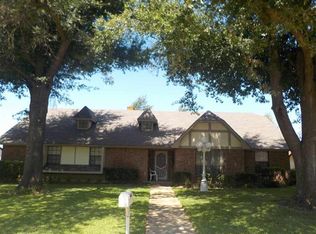 615 Medalist St, Paris, TX 75460