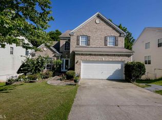 220 Lazy Willow Ln, Lawrenceville, GA 30044