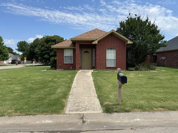 2029 Laney Dr, Sanger, TX 76266