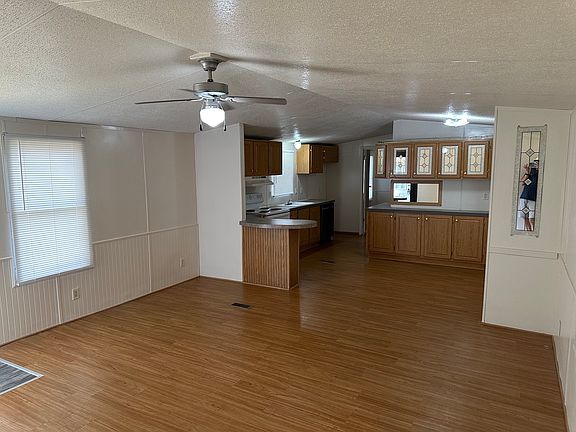 4th image of 7800 Pine Ridge Ct