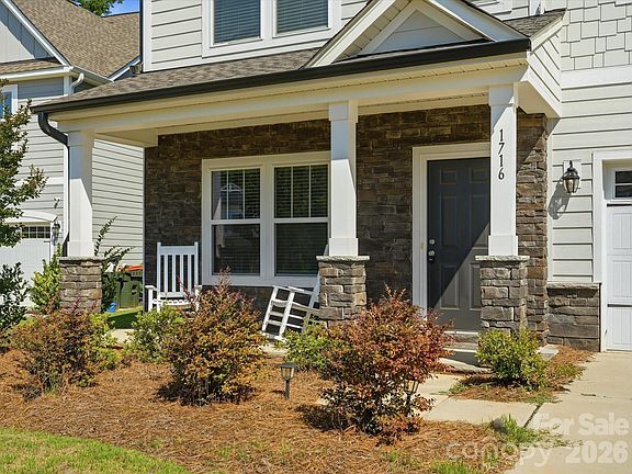 2nd image of 1716 Valkrie Pl