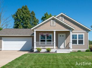 5363 Windfield Dr, Allendale, MI 49401