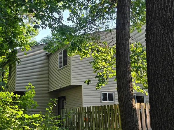 1527 Aspen Dr, Eagan, MN 55122