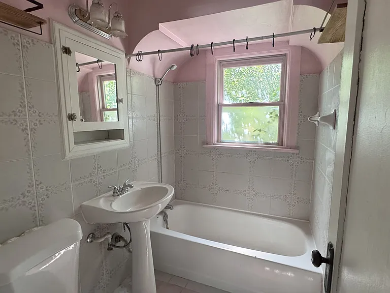 265 E Herbert Ave — Photo 7