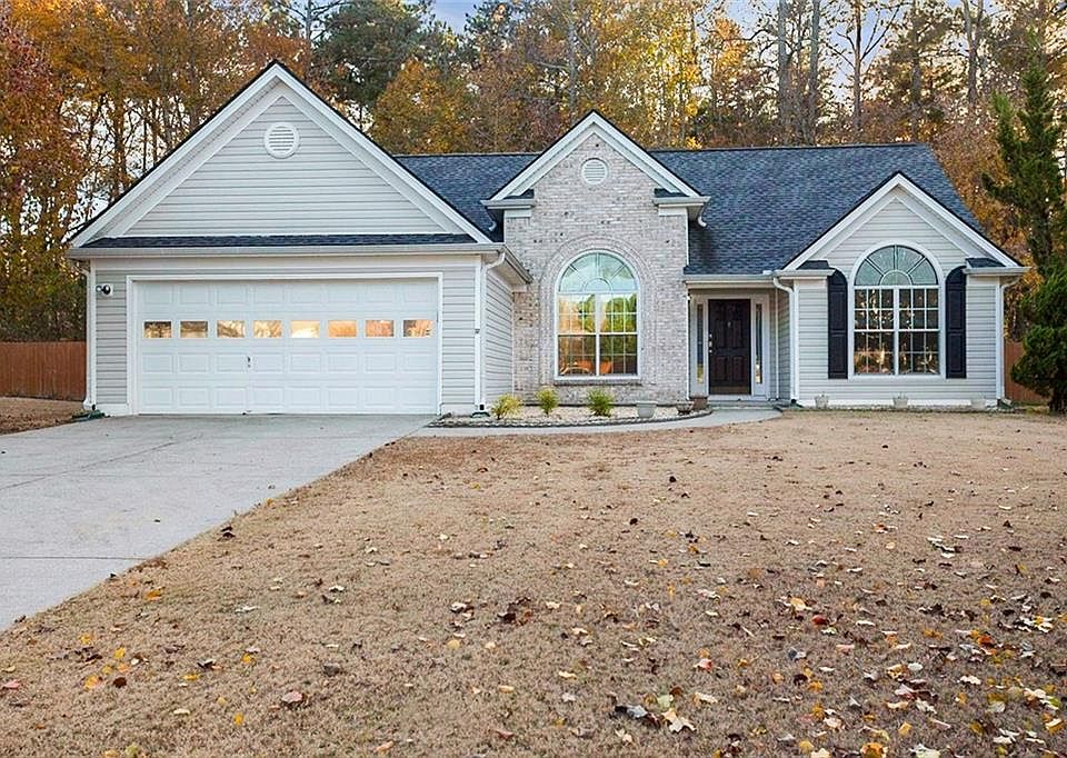 1st image of 2115 Charleston Oak Cir