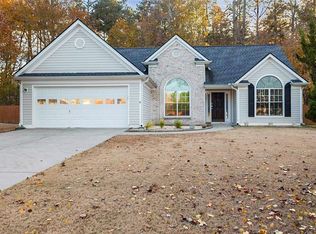2115 Charleston Oak Cir, Lawrenceville, GA 30043