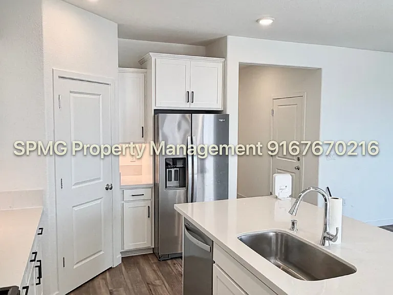 1910 Brunel St — Photo 7